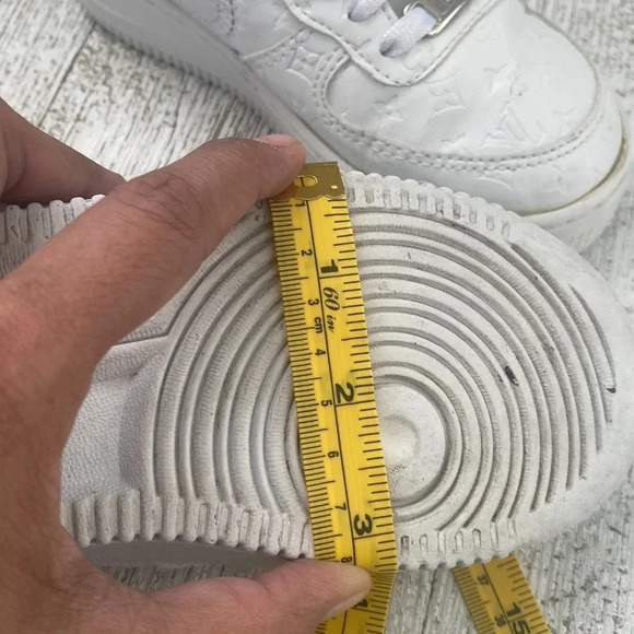 Nike Air Force 1 - Picture 10 of 13